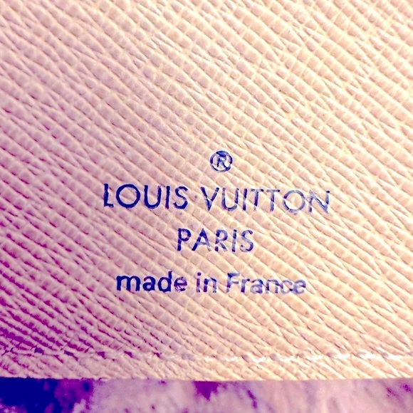 WOW POSHMARK - Authentic Louis Vuitton Damier Azur Wallet - Picture 16 of 16